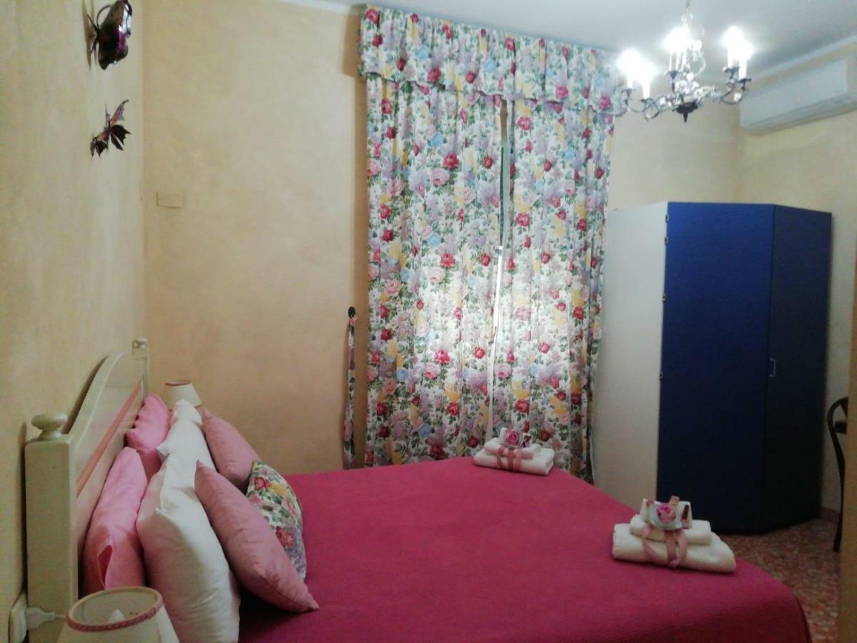 Affittacamere Da Carla Bonassola Luaran gambar